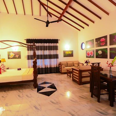Sri Lankan Villa Elagawagoda ภายนอก รูปภาพ