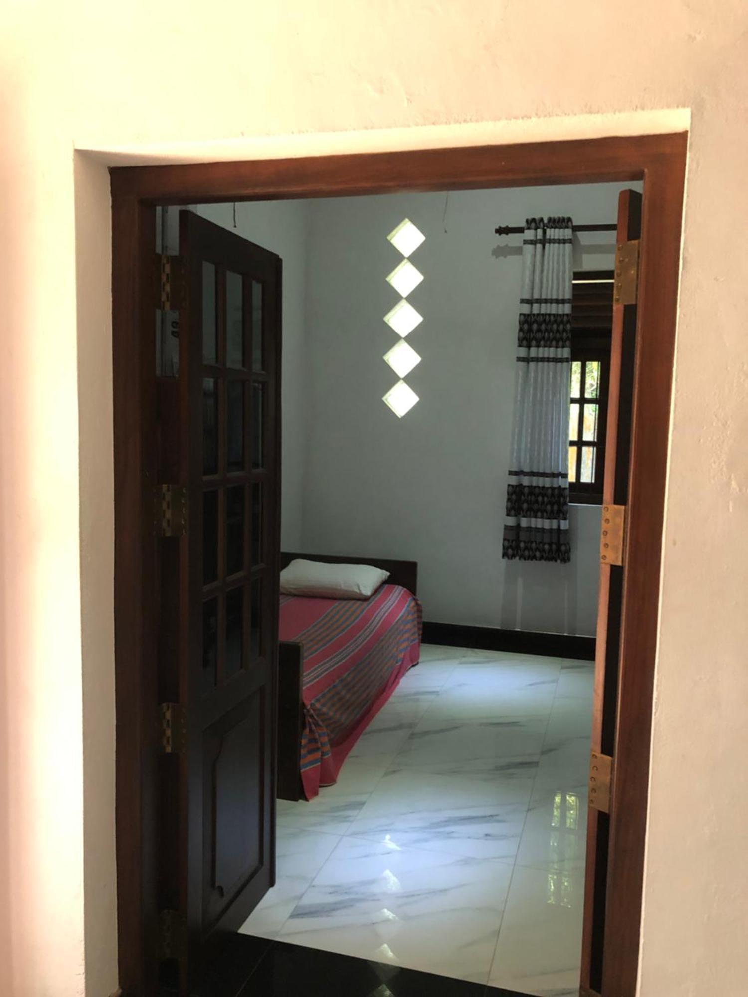 Sri Lankan Villa Elagawagoda ภายนอก รูปภาพ
