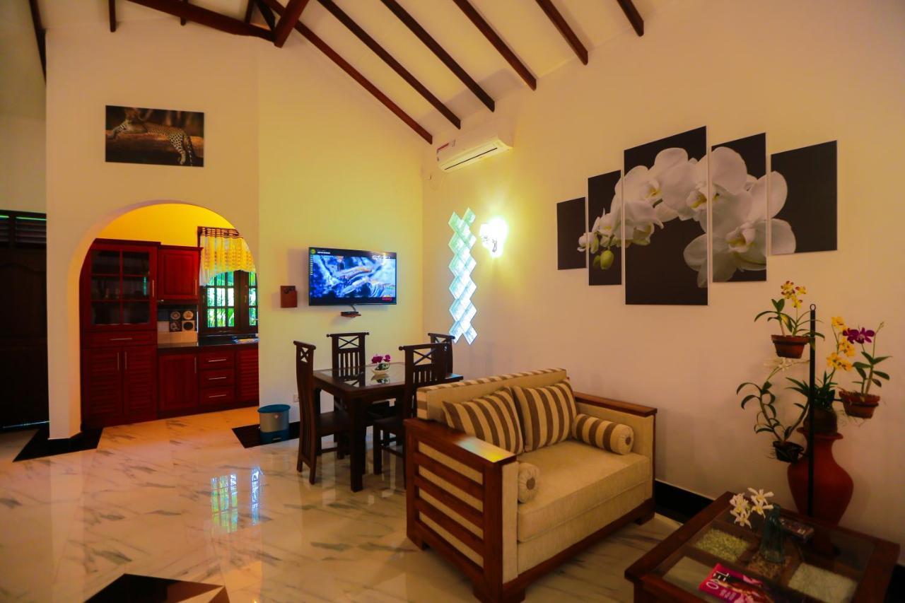 Sri Lankan Villa Elagawagoda ภายนอก รูปภาพ