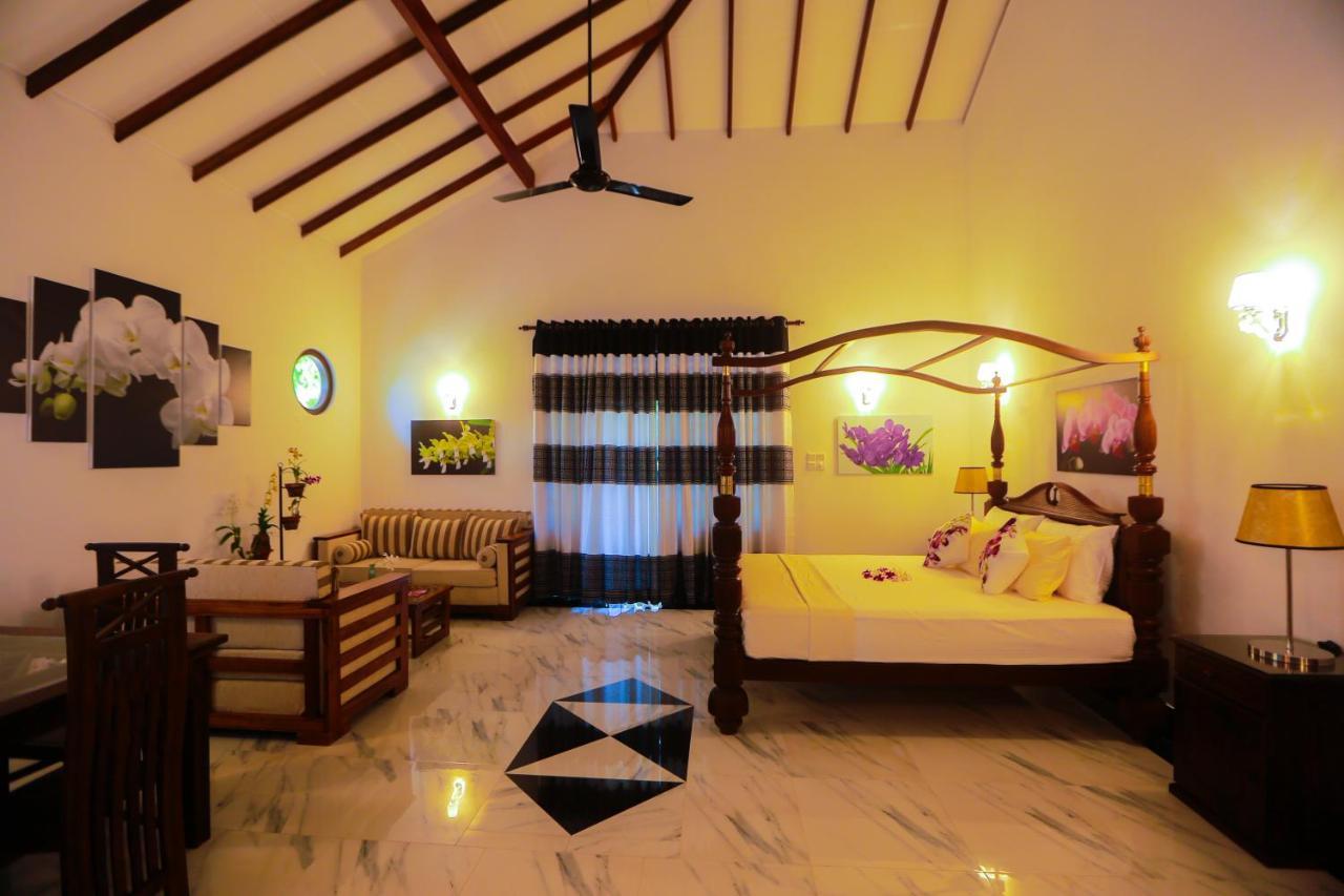 Sri Lankan Villa Elagawagoda ภายนอก รูปภาพ